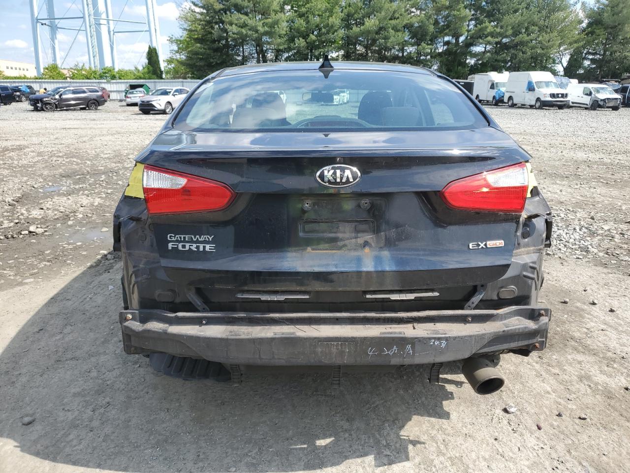 KNAFX4A80F5266614 2015 Kia Forte Ex