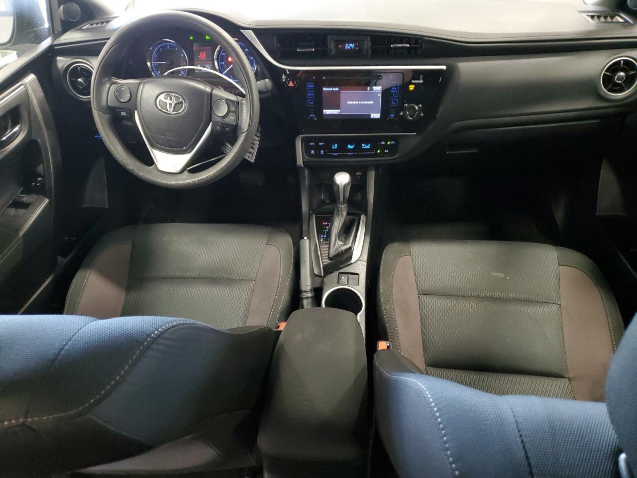 2T1BURHEXHC888565 2017 Toyota Corolla L