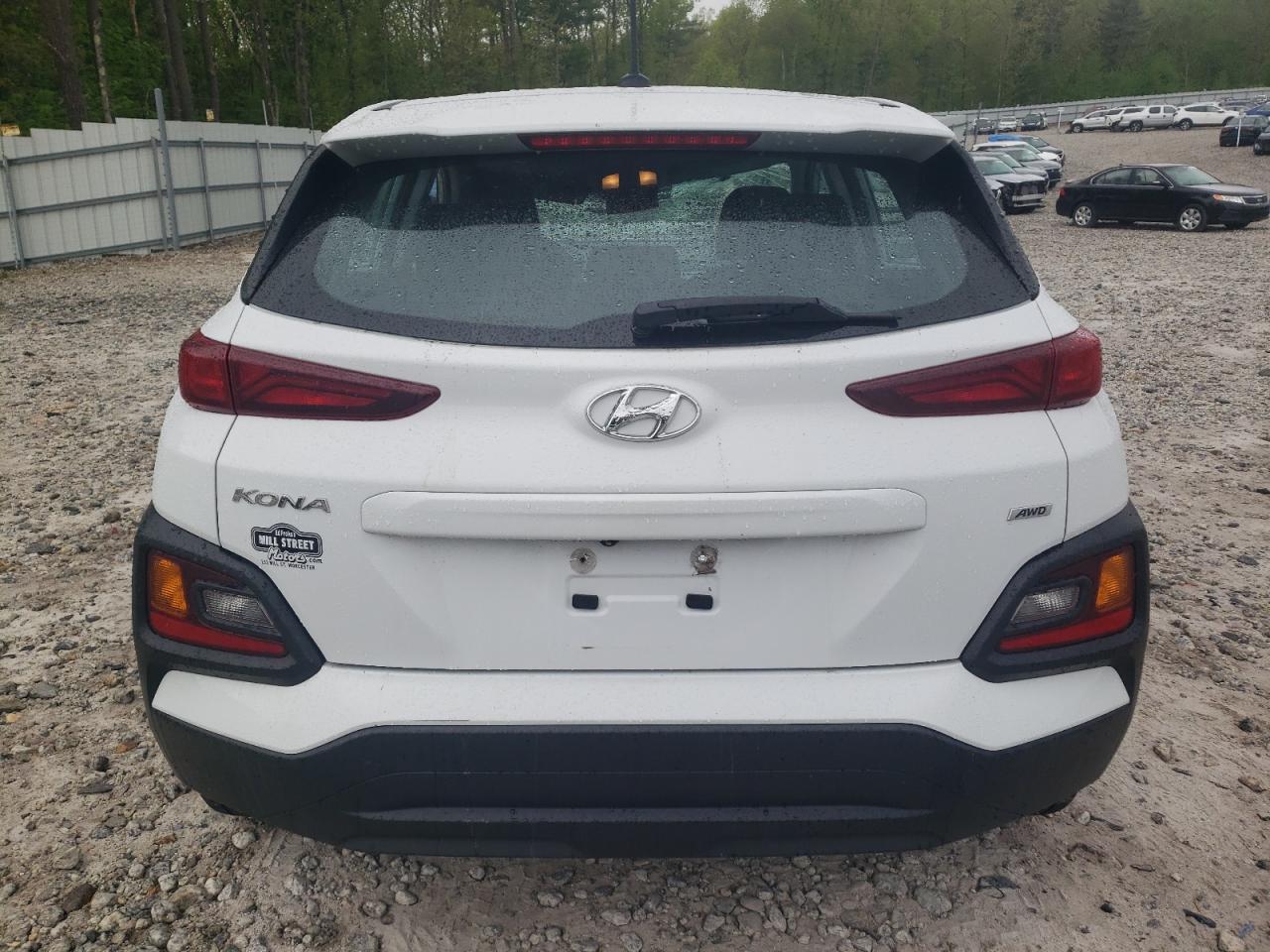 KM8K1CAA7JU129342 2018 Hyundai Kona Se