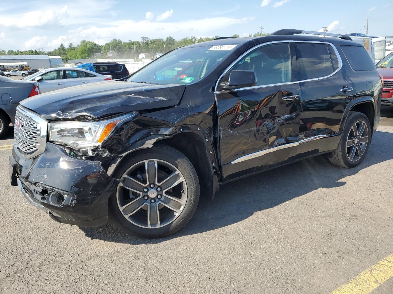 2017 GMC Acadia Denali vin: 1GKKNXLS8HZ133181