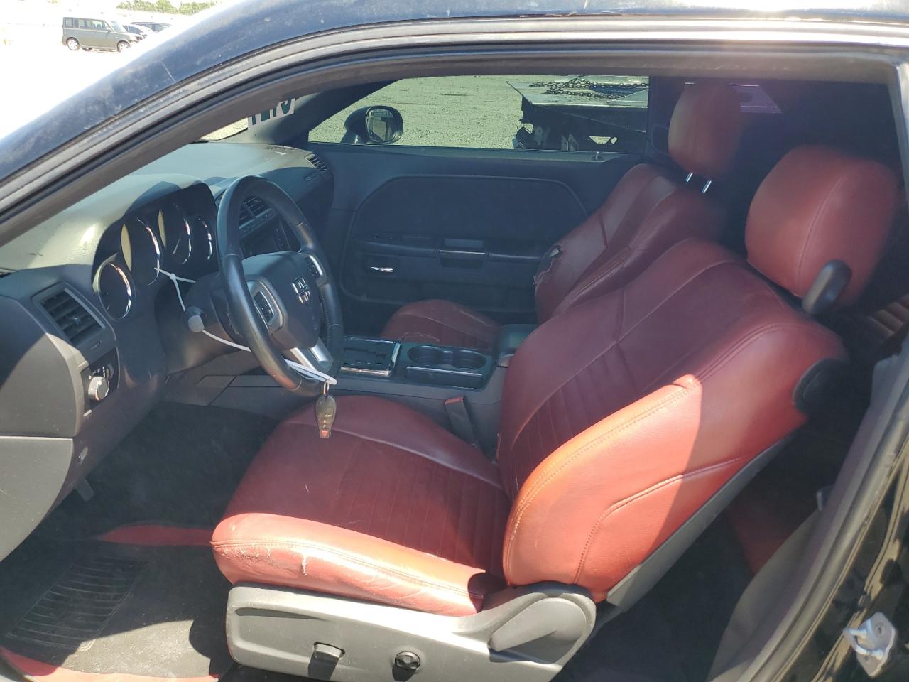 2B3CJ4DG3BH597010 2011 Dodge Challenger