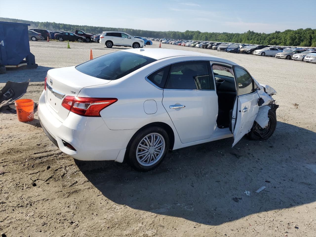 3N1AB7AP4GY335140 2016 Nissan Sentra S