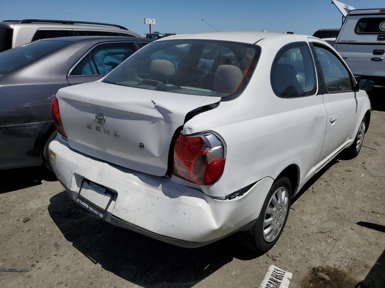 JTDAT123010155304 2001 Toyota Echo