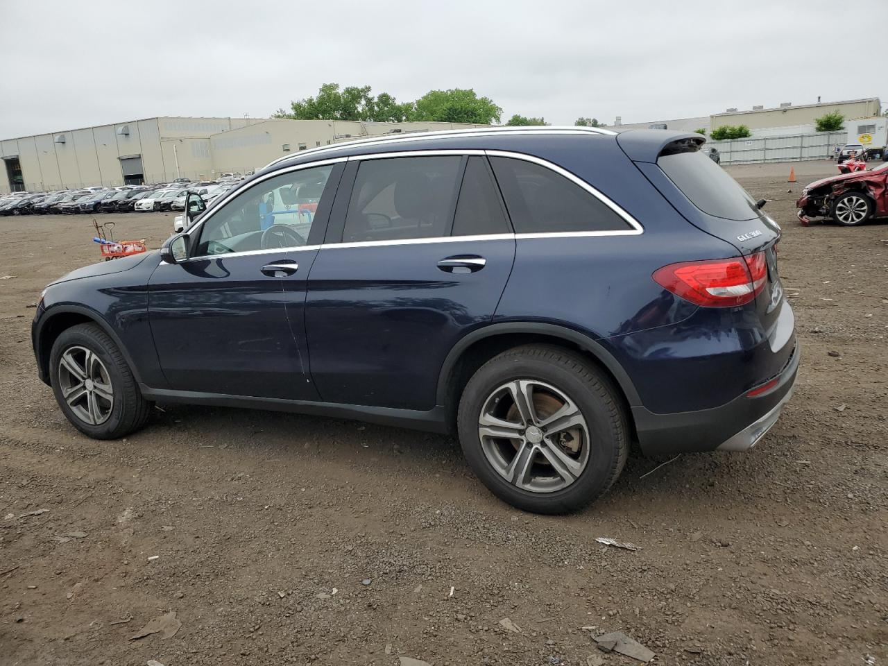 WDC0G4KB0GF011924 2016 Mercedes-Benz Glc 300 4Matic