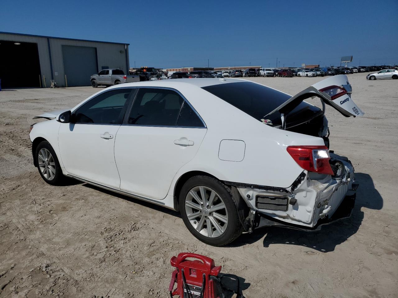 4T4BF1FK0ER434751 2014 Toyota Camry L 4T4BF1FK0ER434751 2014 Toyota Camry L