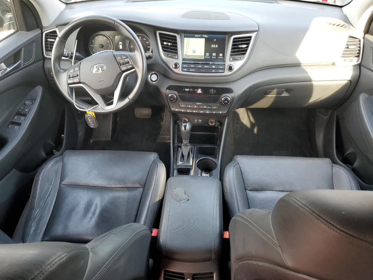 KM8J3CA26HU277975 2017 Hyundai Tucson Limited