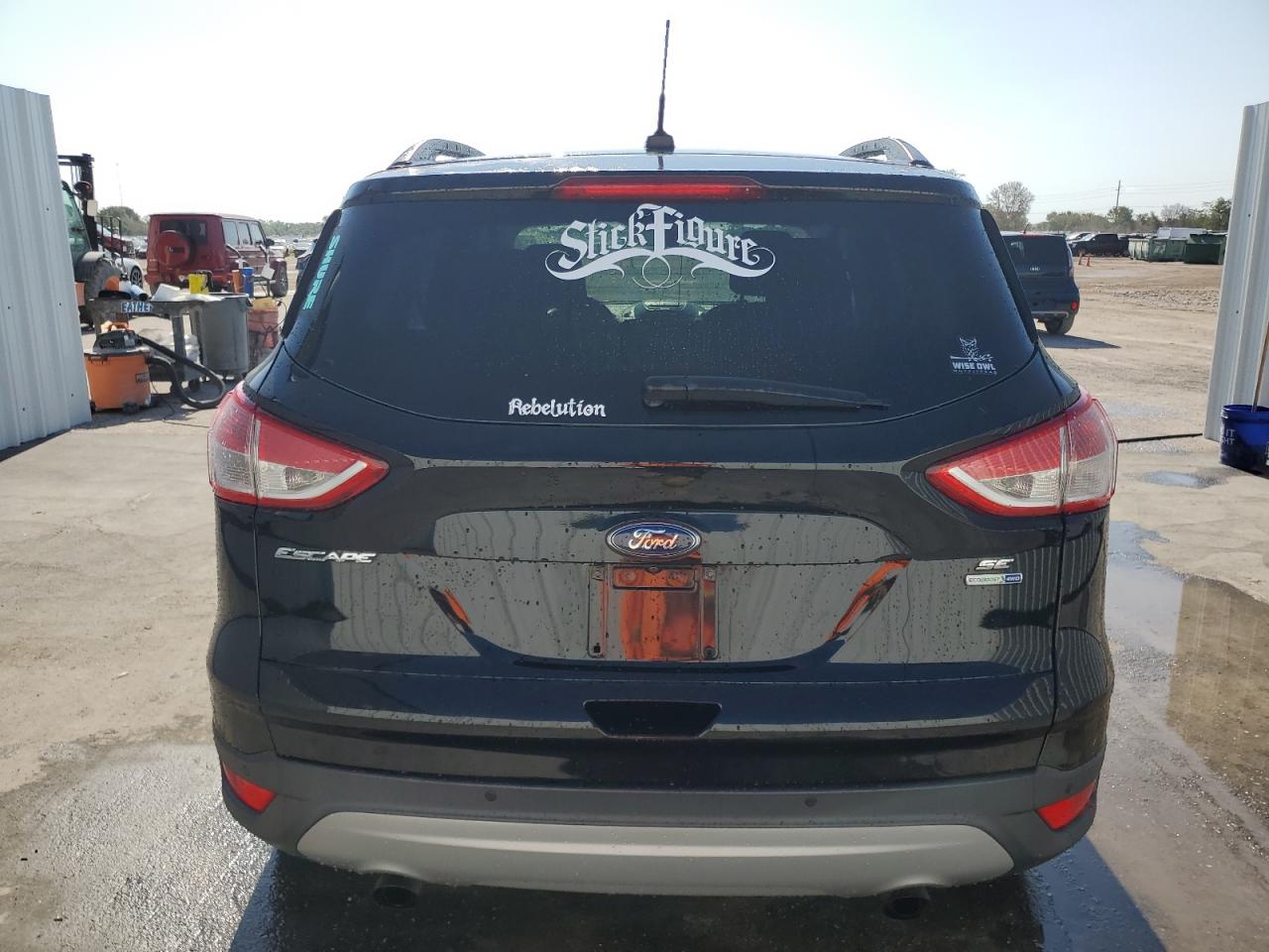 VIN: 1FMCU9GXXGUC28773 2016 FORD ESCAPE