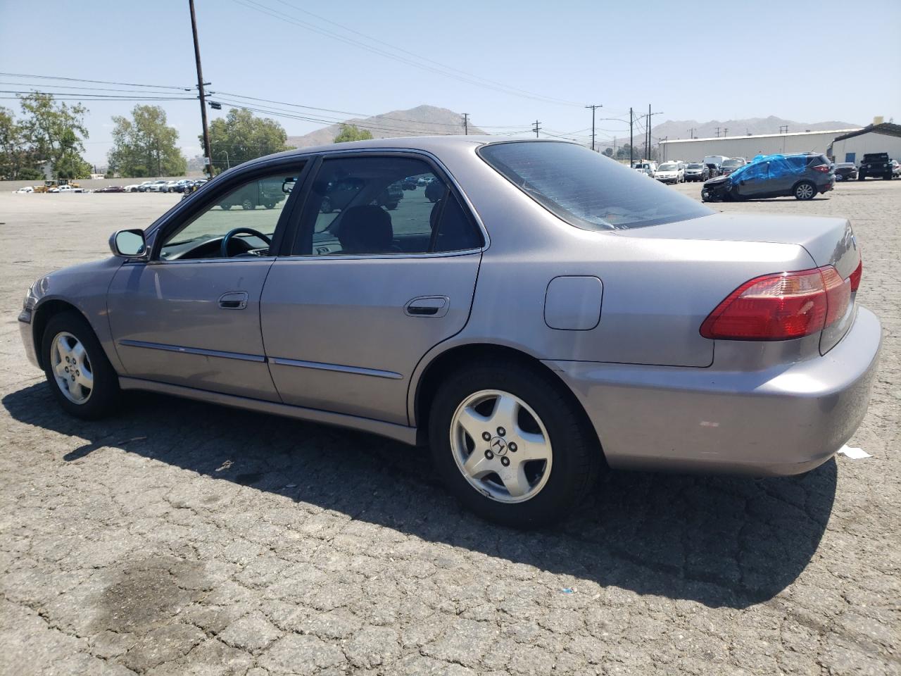 1HGCG1655YA084115 2000 Honda Accord Ex