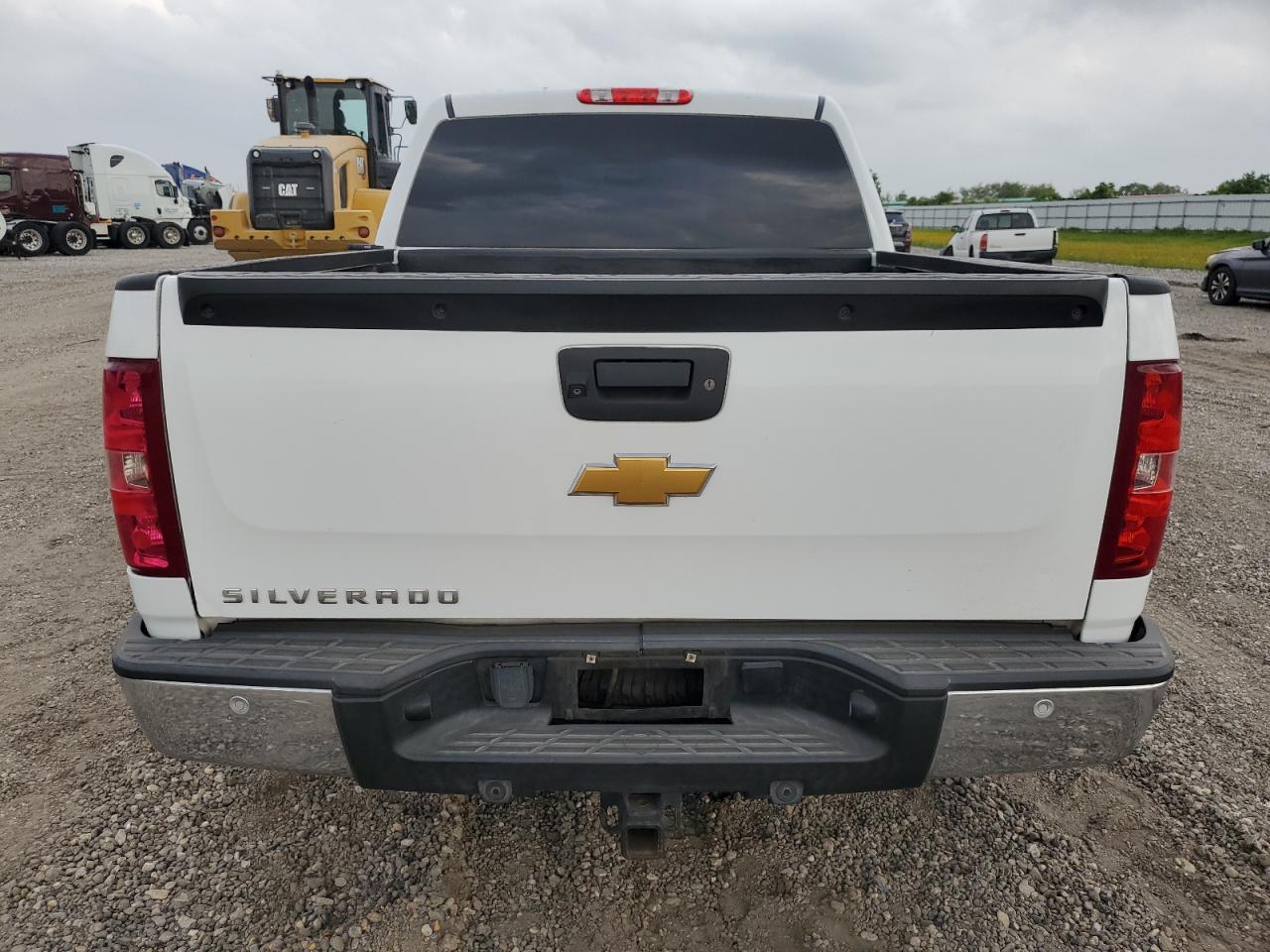 3GCPCSE07DG312408 2013 Chevrolet Silverado C1500 Lt