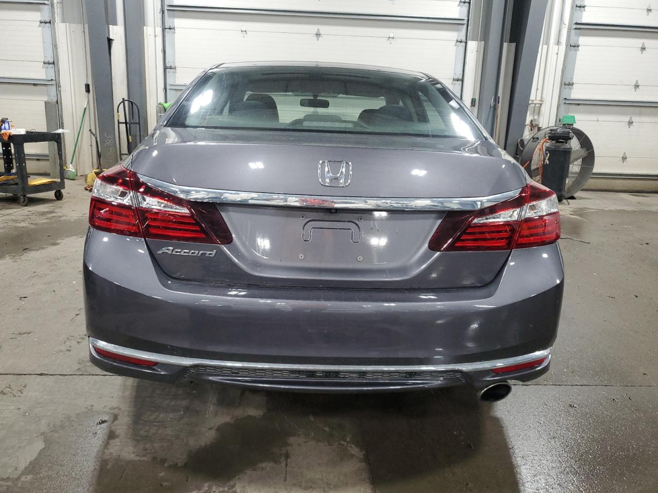 2017 Honda Accord Lx vin: 1HGCR2F34HA122979