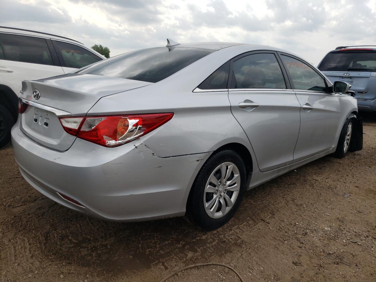 5NPEB4AC0BH098372 2011 Hyundai Sonata Gls