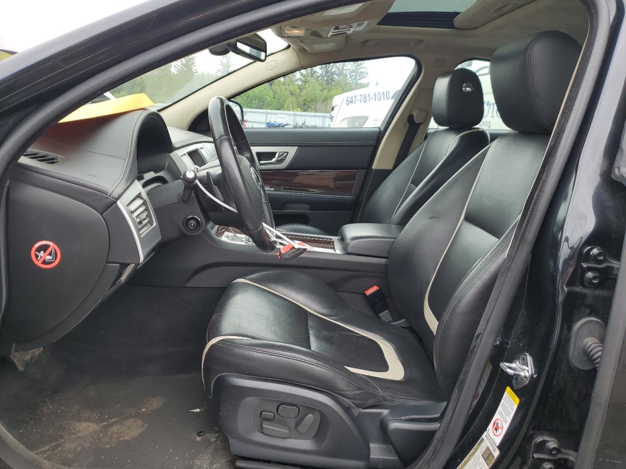 SAJXA0HB9CLS25362 2012 Jaguar Xf Portfolio