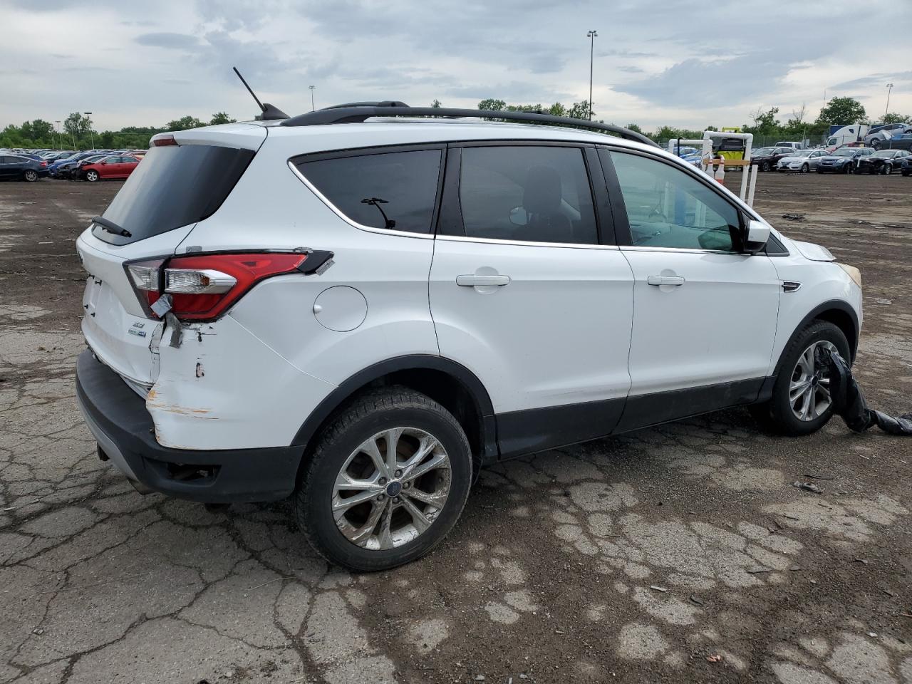 2018 Ford Escape Se vin: 1FMCU9GD9JUB16138