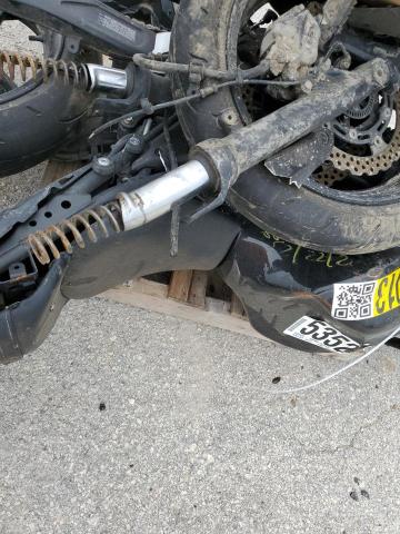 2017 KAWASAKI EX650 F - JKAEXEK15HDA01800