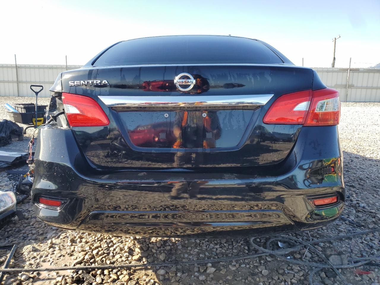 2019 Nissan Sentra S vin: 3N1AB7AP5KY224914