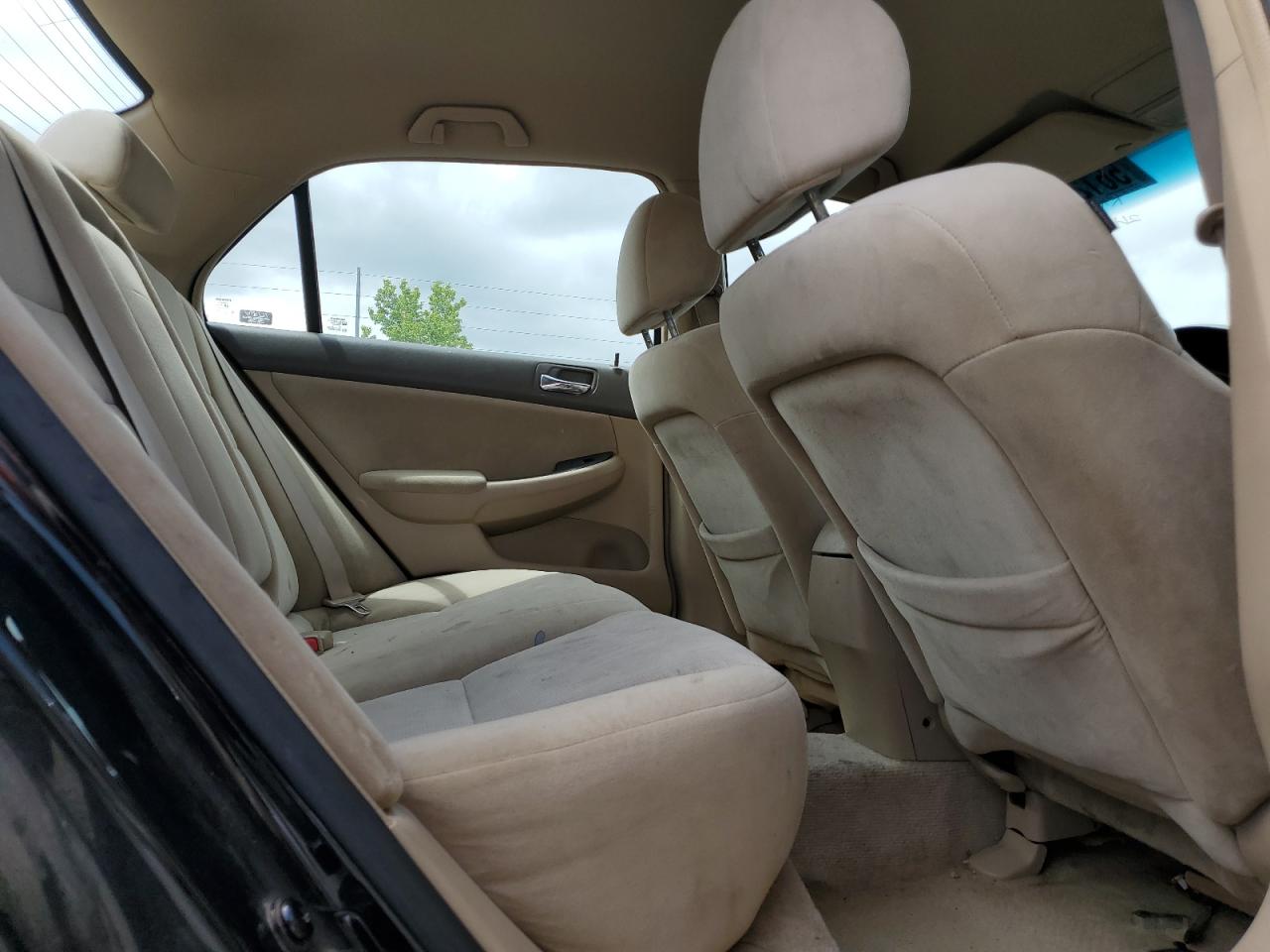 1HGCM56425L005300 2005 Honda Accord Lx