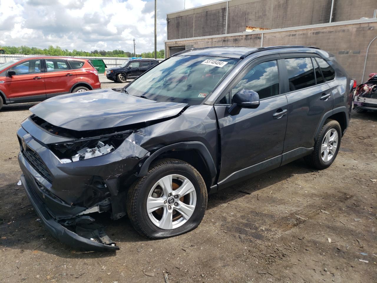 2T3P1RFV1MW141454 2021 Toyota Rav4 Xle