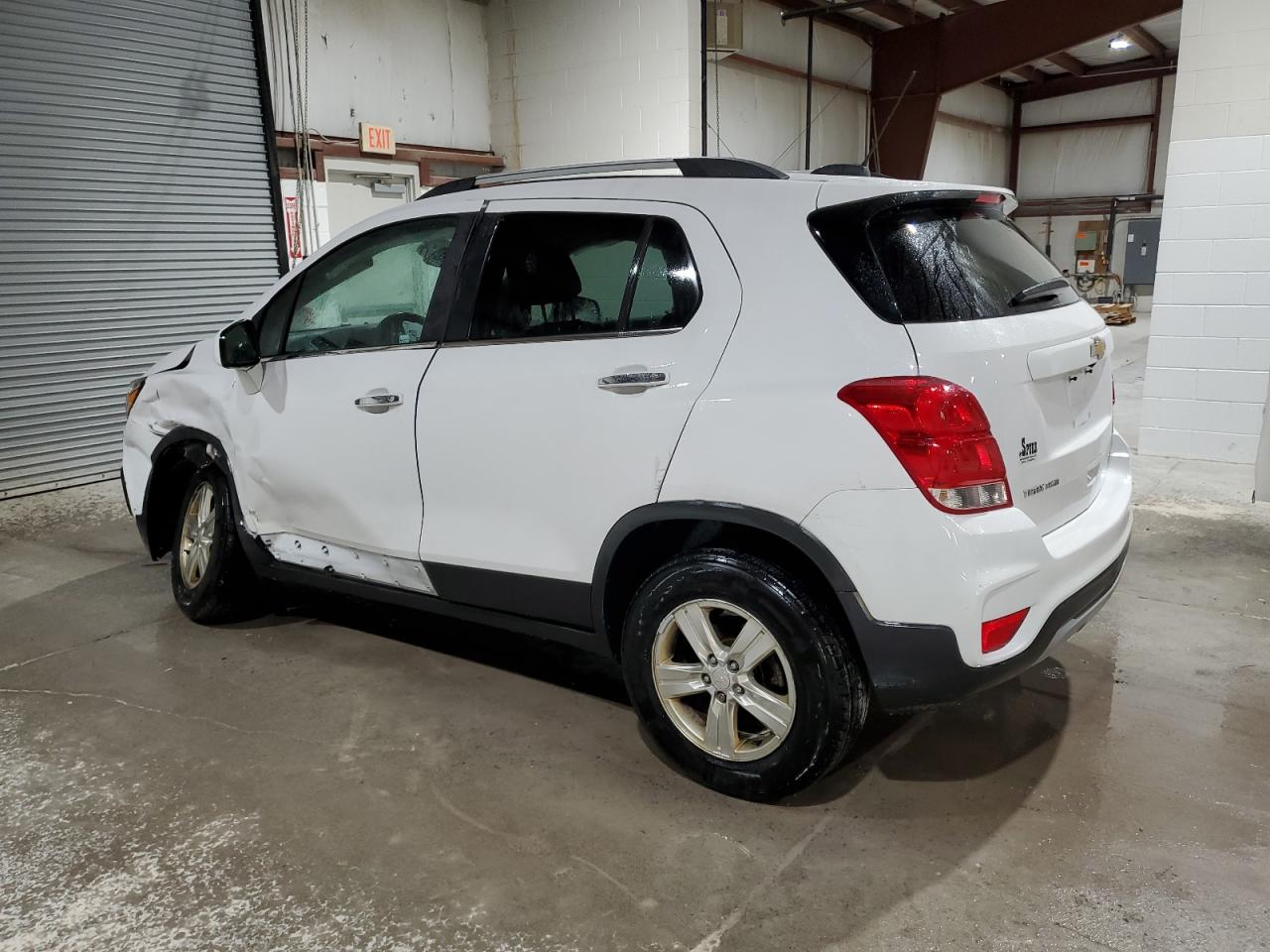 3GNCJPSBXJL405814 2018 Chevrolet Trax 1Lt