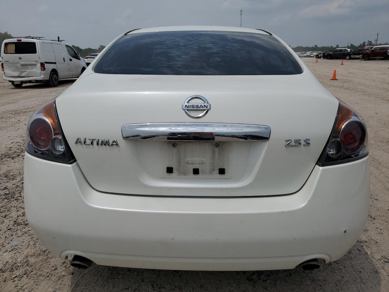 1N4AL2AP5AN533085 2010 Nissan Altima Base