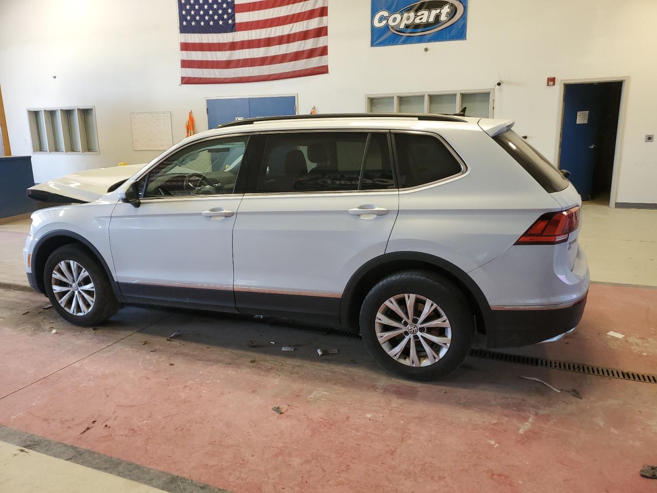 3VV2B7AX3JM094933 2018 Volkswagen Tiguan Se