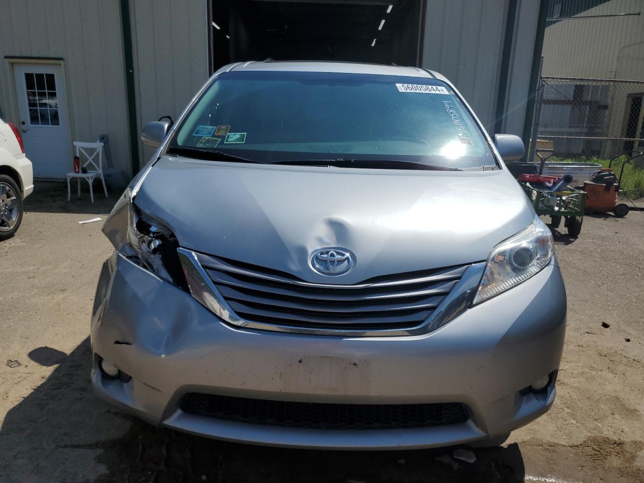 5TDYK3DC0GS736320 2016 Toyota Sienna Xle