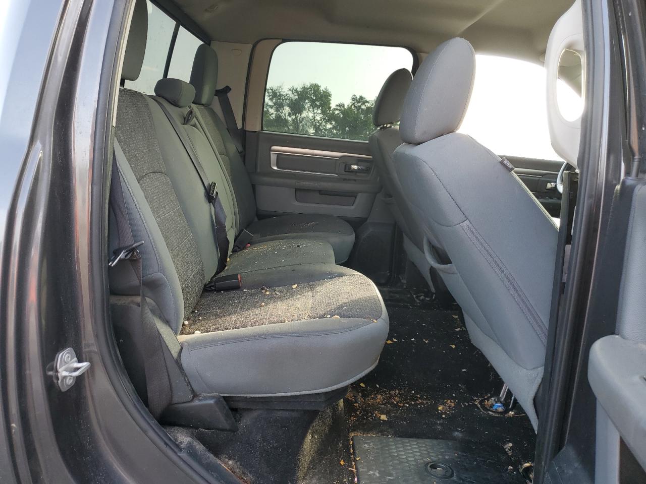 1C6RR7LT2GS352515 2016 Ram 1500 Slt