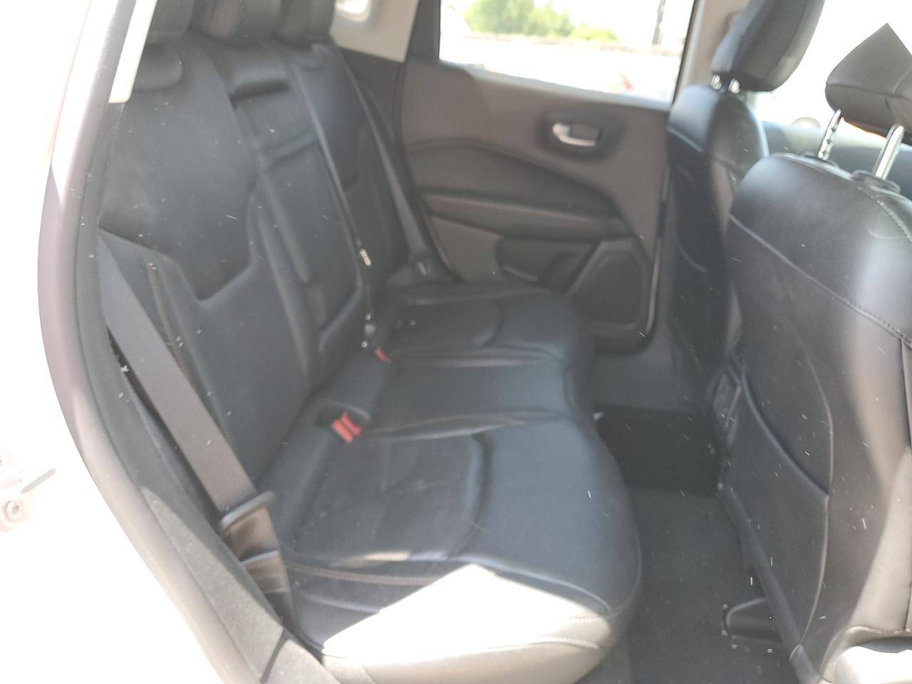 3C4NJDCB2JT314857 2018 Jeep Compass Limited