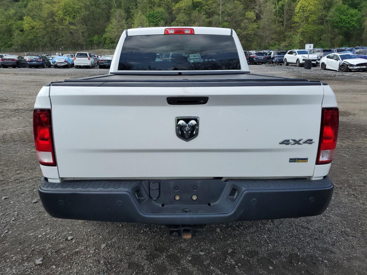 2018 Ram 1500 St vin: 1C6RR7FG4JS212066