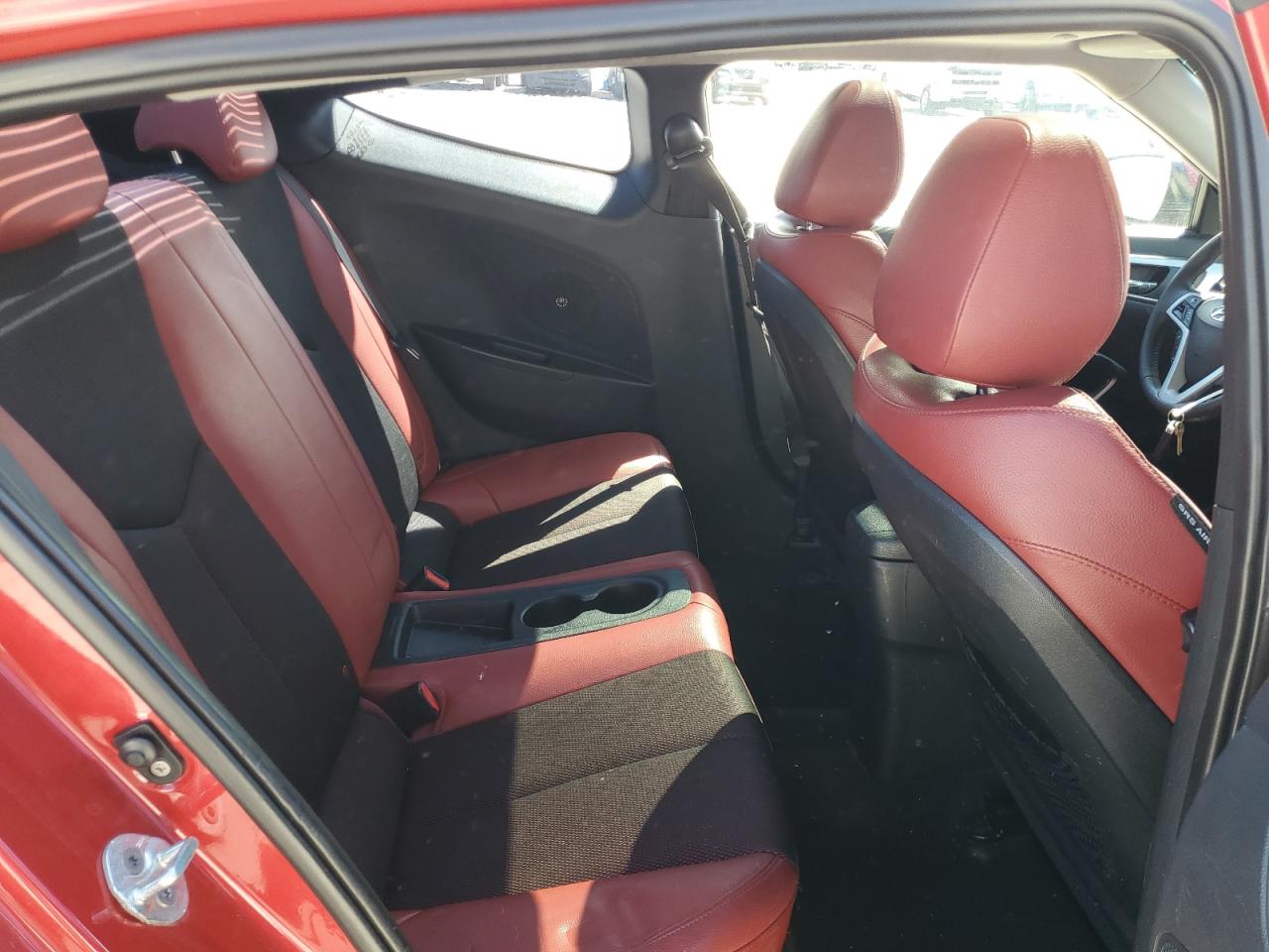 KMHTC6AD2CU060959 2012 Hyundai Veloster