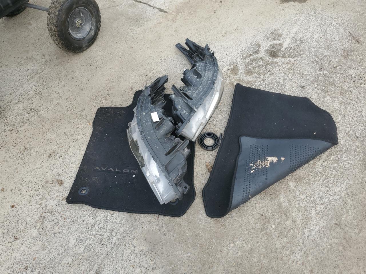 4T1BK1EB3FU139751 2015 Toyota Avalon Xle