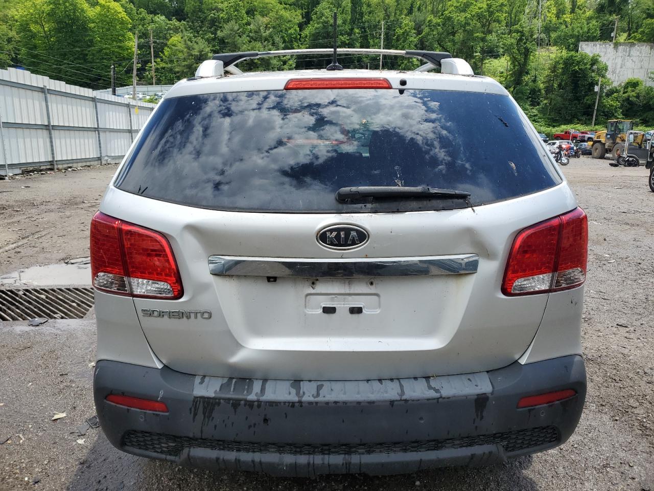 5XYKTCA68CG223647 2012 Kia Sorento Base