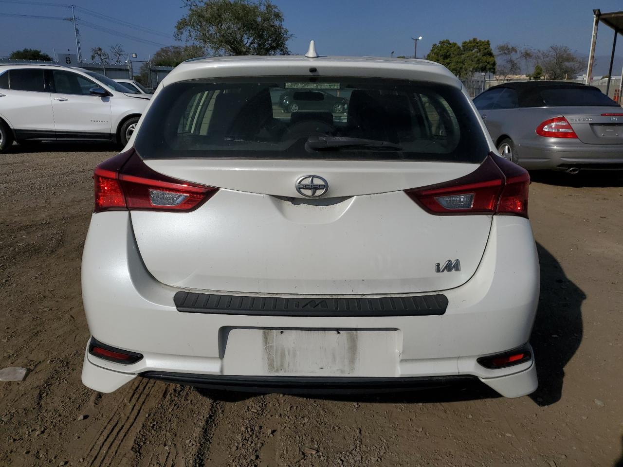 2016 Toyota Scion Im vin: JTNKARJE4GJ510310