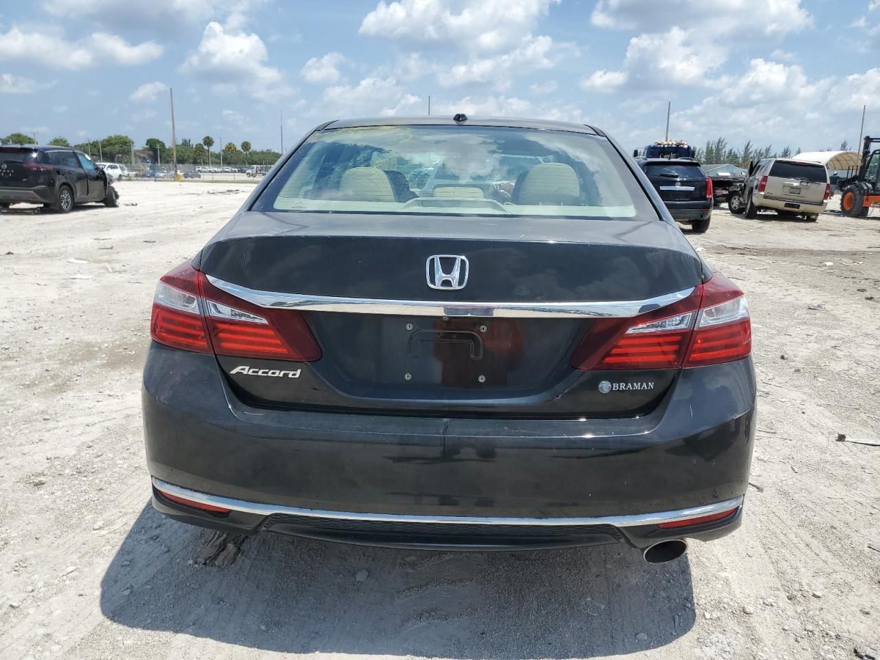 1HGCR2F88GA204319 2016 Honda Accord Exl