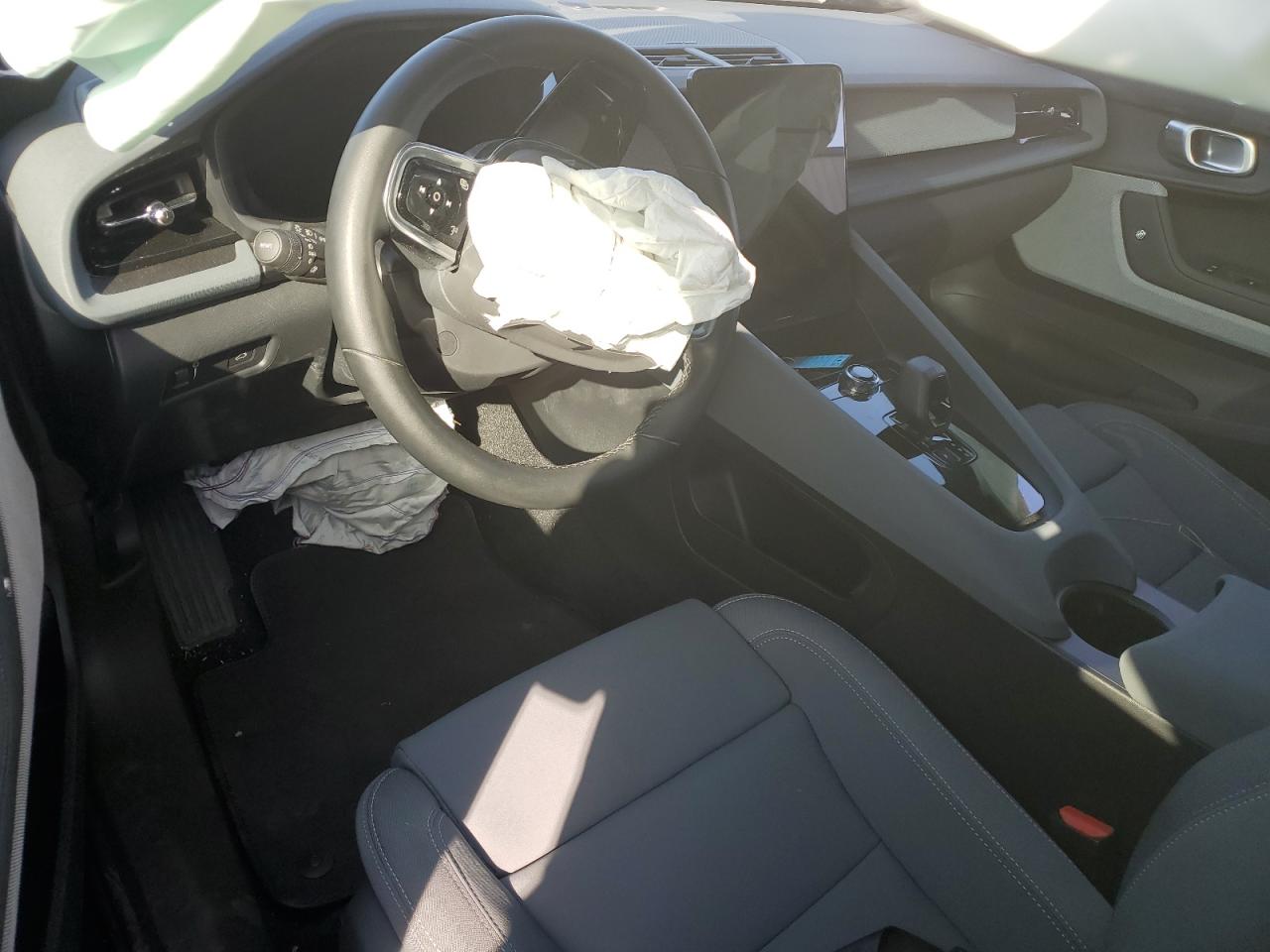 LPSEG3KA7NL085233 2022 Polestar 2