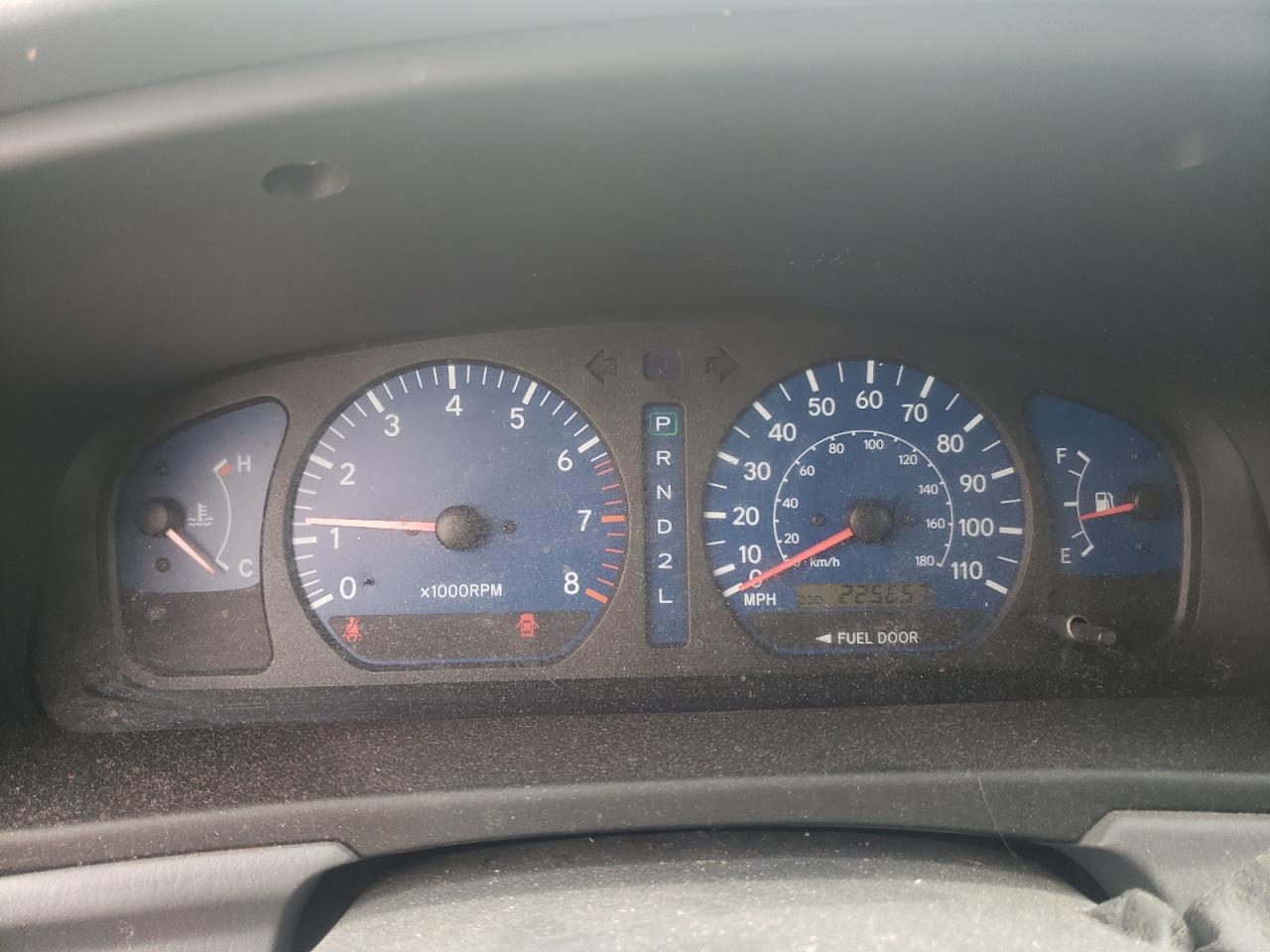 4T3ZF13C82U507762 2002 Toyota Sienna Le