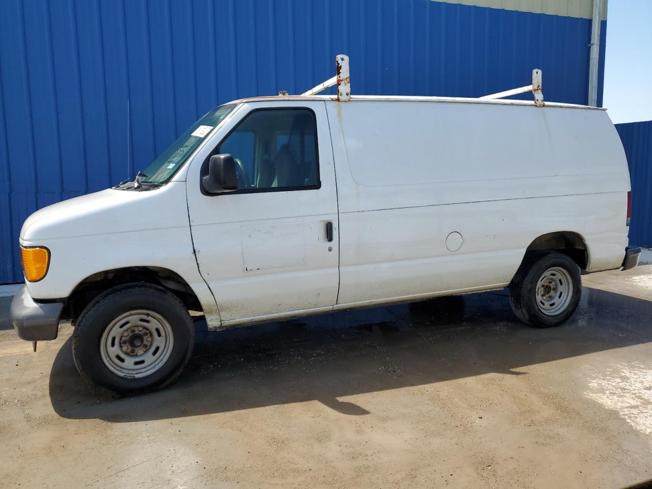 1FTRE14W35HB03886 2005 Ford Econoline E150 Van