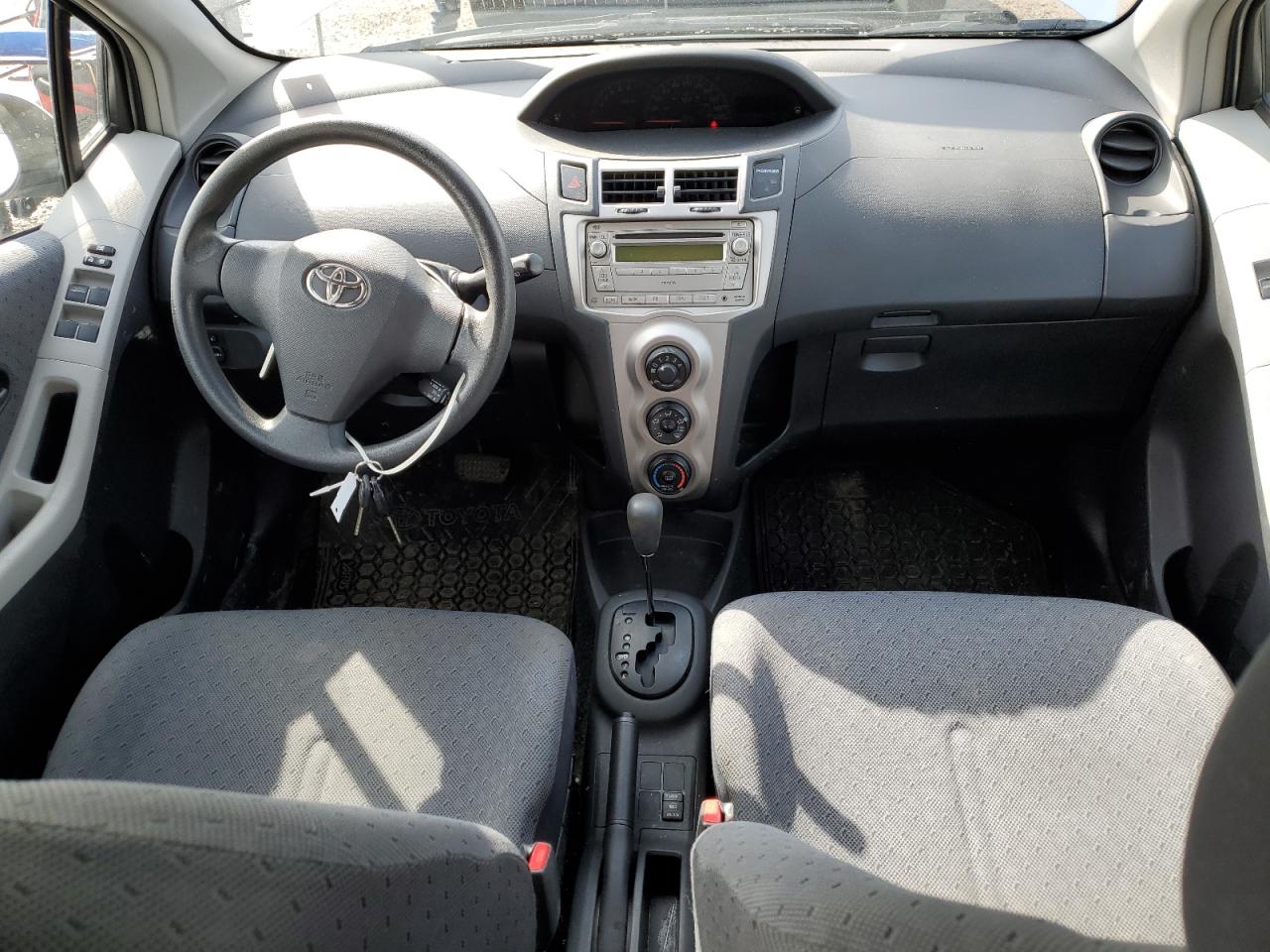 JTDKT4K3XA5310711 2010 Toyota Yaris