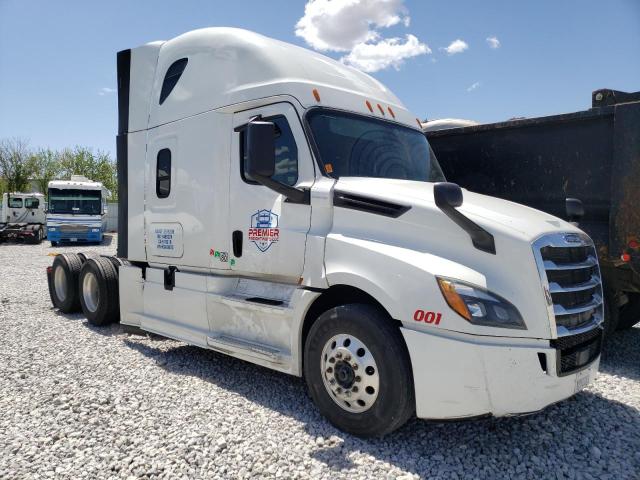 Global Auto Auctions: 2019 FREIGHTLINER CASCADIA 1
