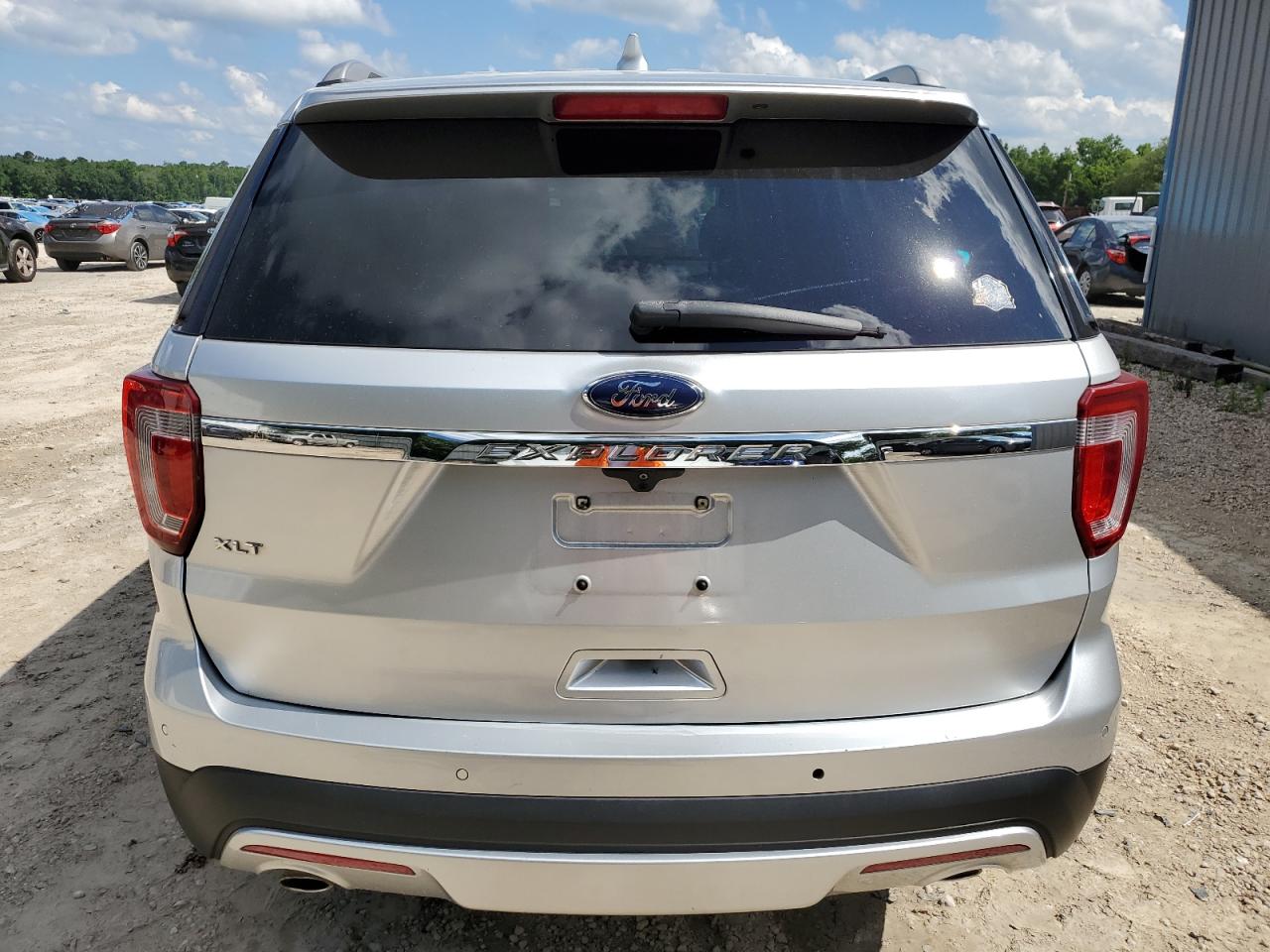 1FM5K7D84HGA42761 2017 Ford Explorer Xlt