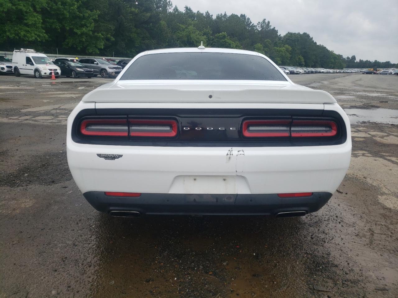 2C3CDZAG0JH219463 2018 Dodge Challenger Sxt