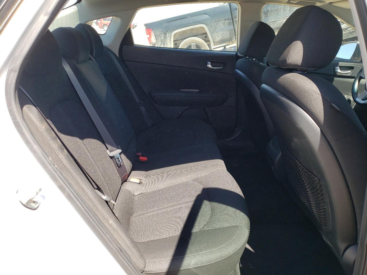 5XXGT4L31KG320352 2019 Kia Optima Lx