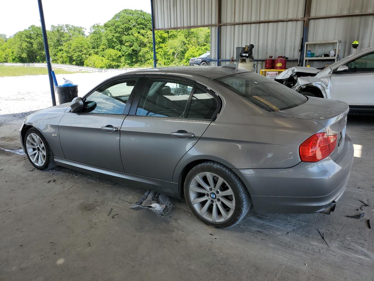 WBAPH7G51BNM57260 2011 BMW 328 I