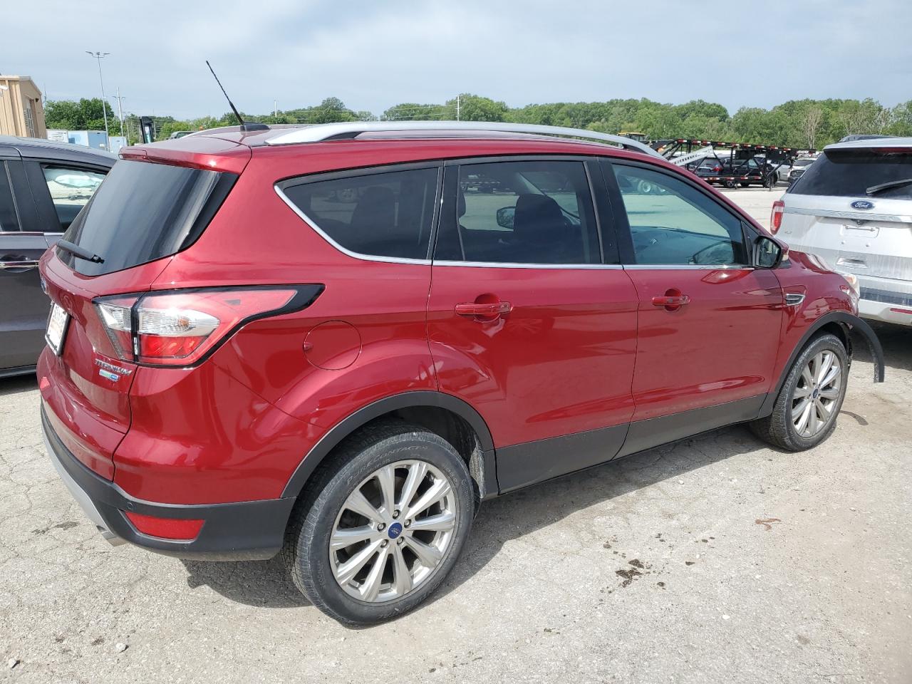 1FMCU9J92HUE31765 2017 Ford Escape Titanium