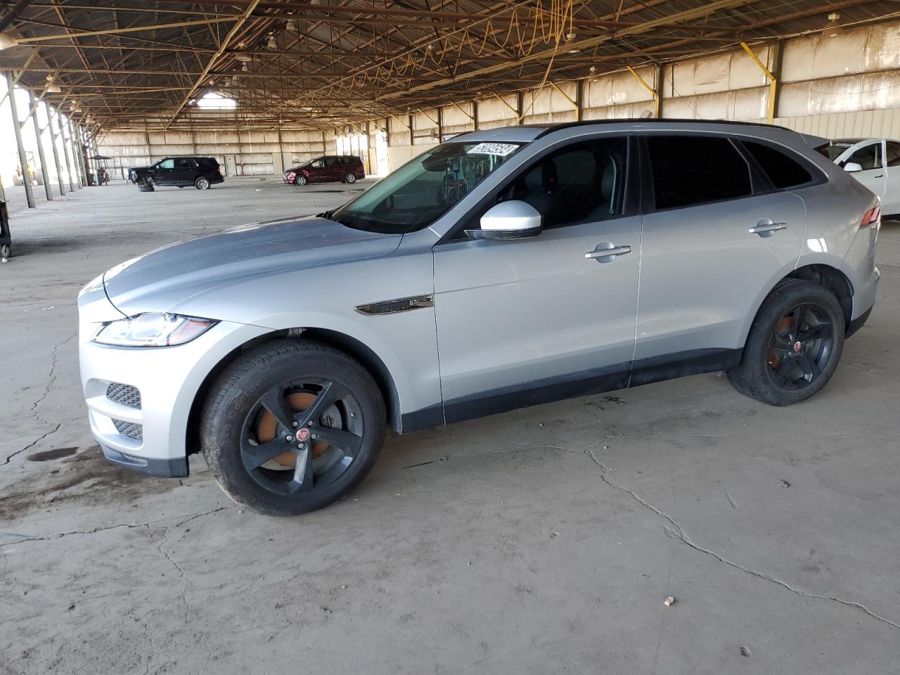 SADCJ2FN0JA287980 2018 Jaguar F-Pace Premium