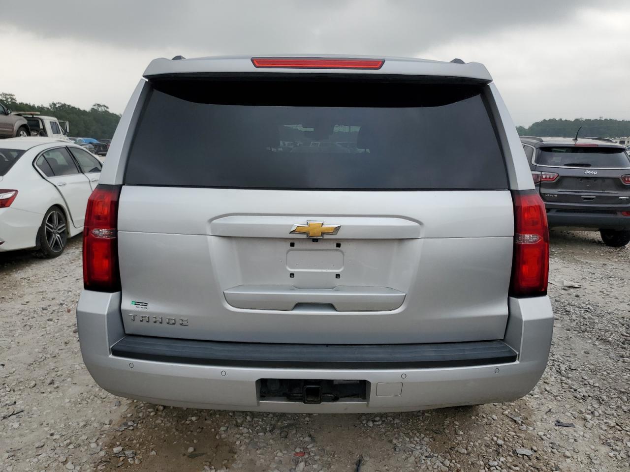 1GNSKBKC9JR141496 2018 Chevrolet Tahoe K1500 Lt