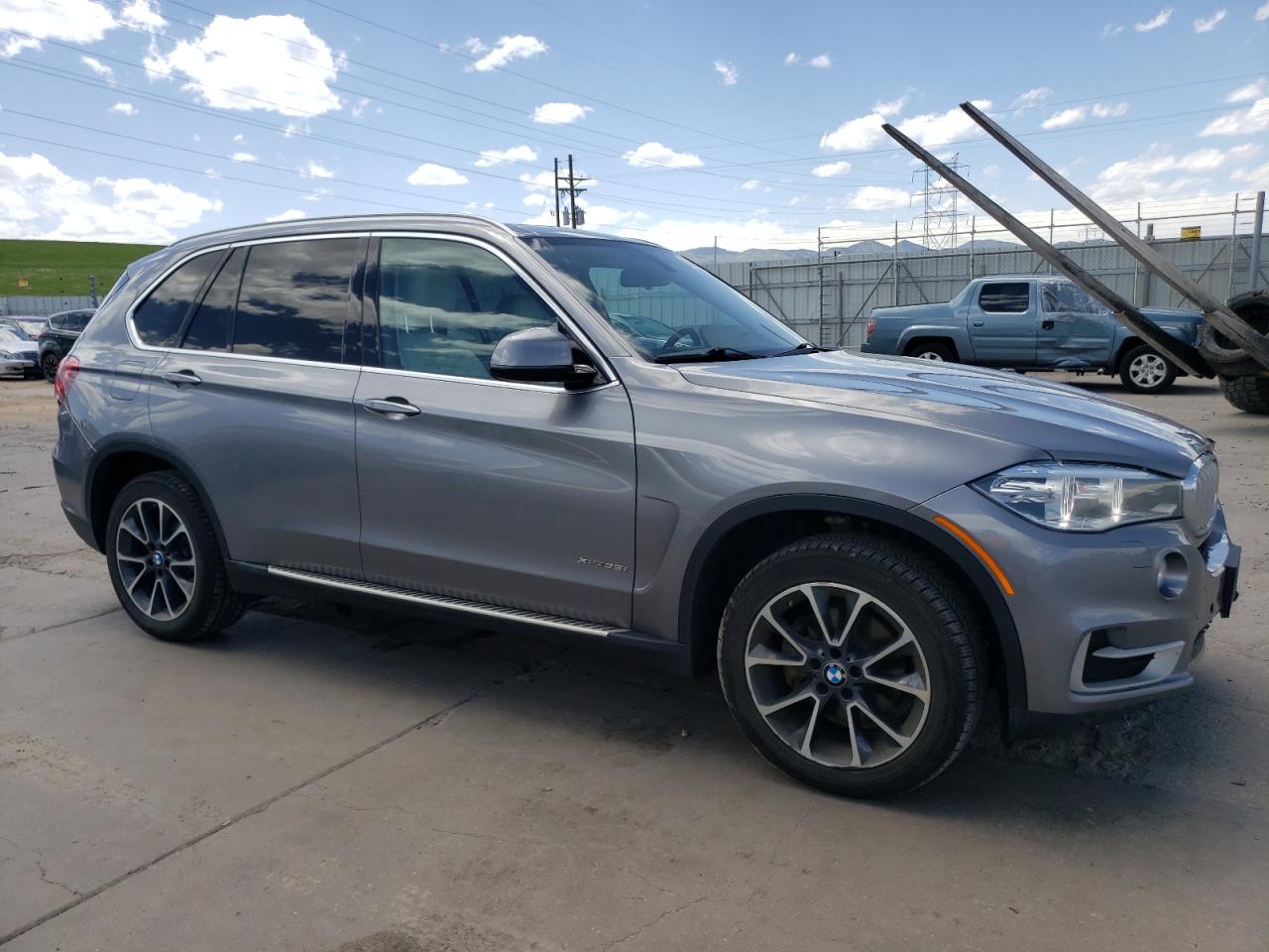 2016 BMW X5 xDrive35I vin: 5UXKR0C54G0P33831