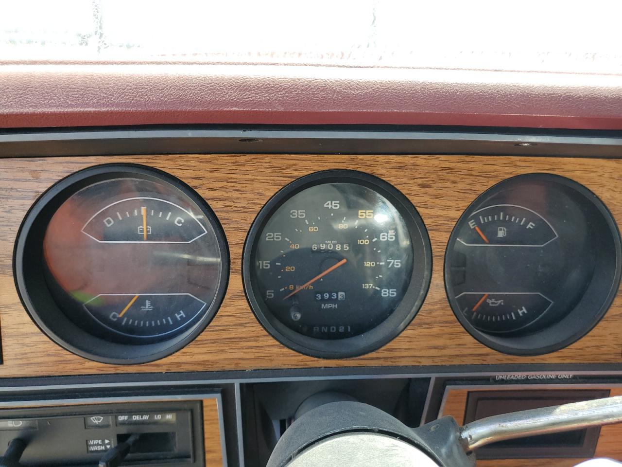 3B4GD12W8HM725930 1987 Dodge Ramcharger Ad-100