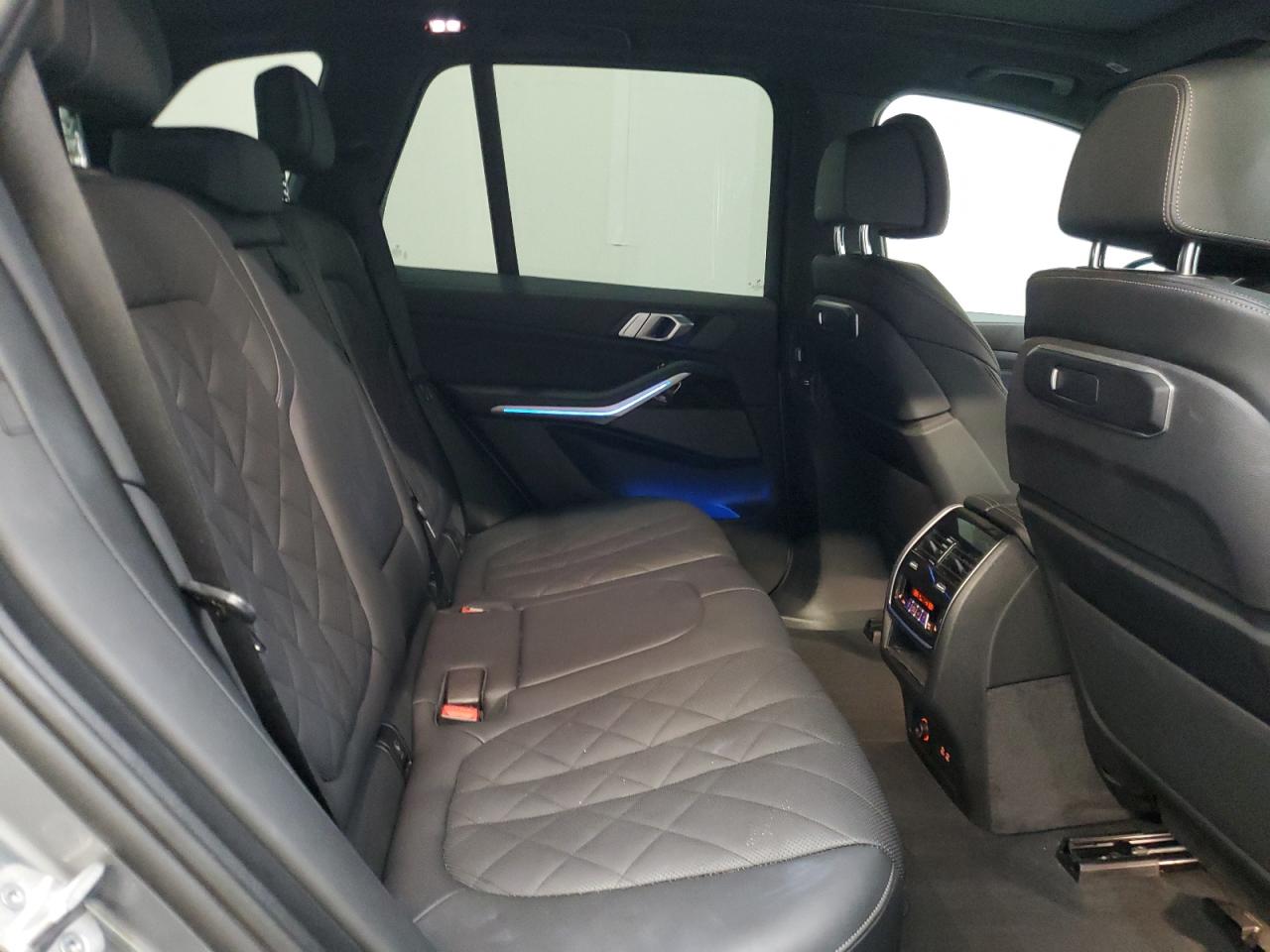 5UX13EU01R9V10285 2024 BMW X5 Sdrive 40I