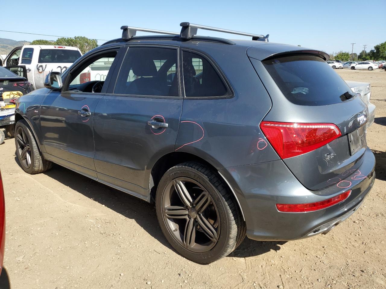 WA1DKAFP8CA107683 2012 Audi Q5 Premium Plus