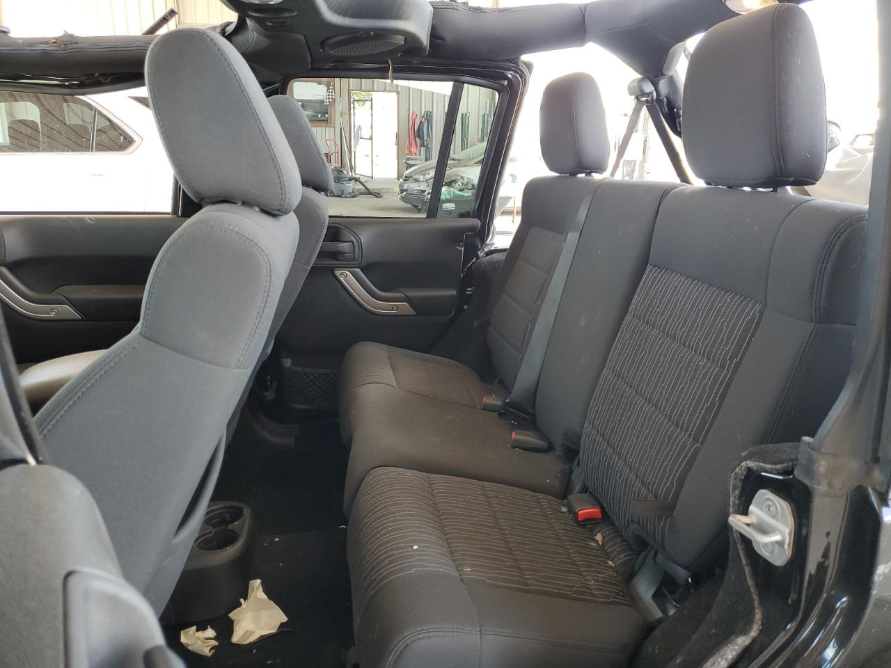 1C4BJWEG7CL214677 2012 Jeep Wrangler Unlimited Sahara